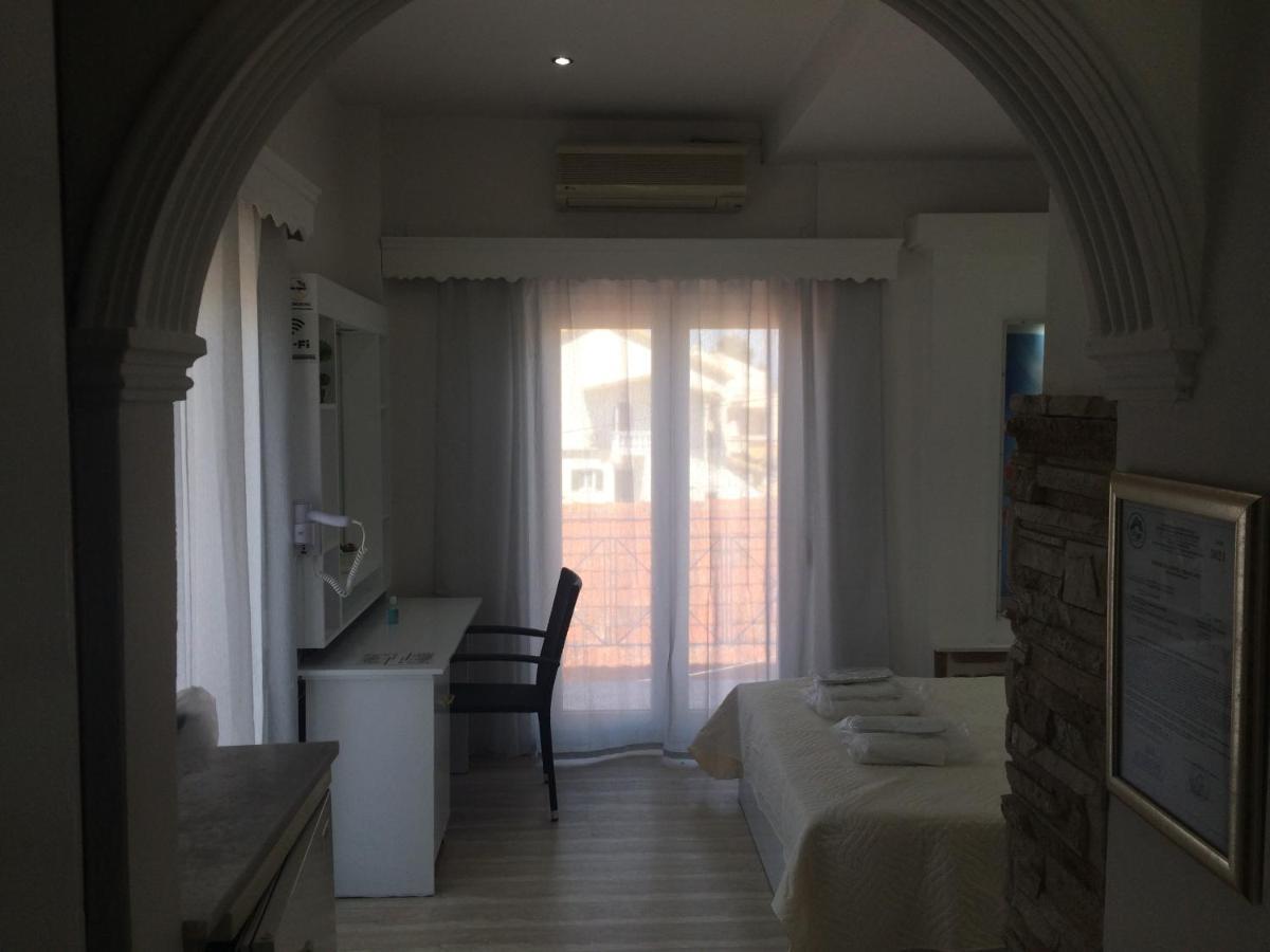 Petrakis Gasthof 2*