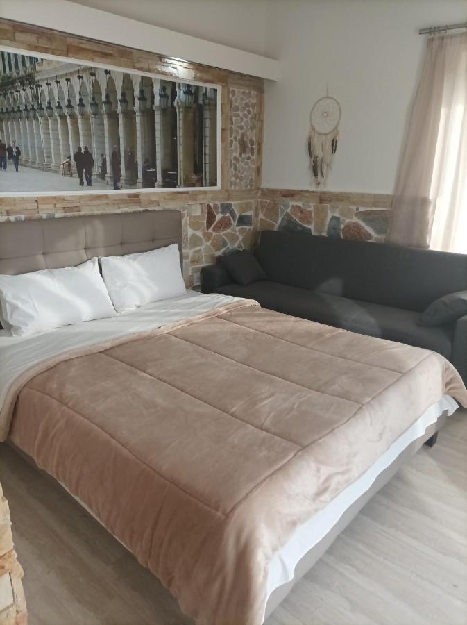 Petrakis Gasthof Lefkímmi